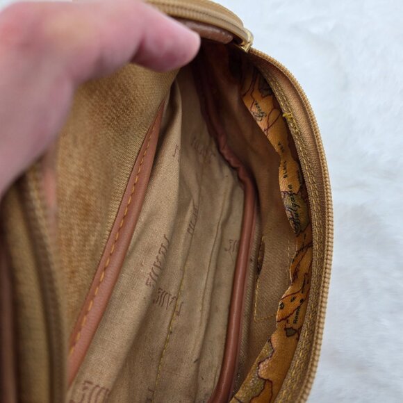 Alviero Geo Classic Waist Pouch - Picture 9 of 12